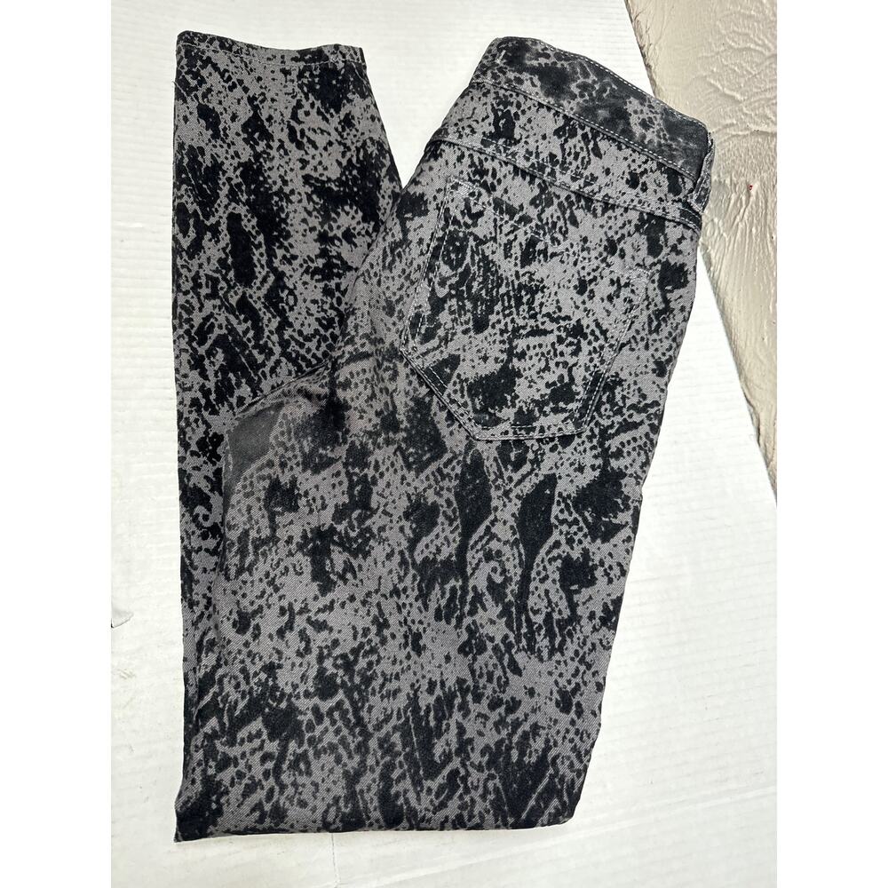 FREE PEOPLE Women’s Black & Gray‎ Velvet Feel Snakeskin Pants Jeans Size 27
